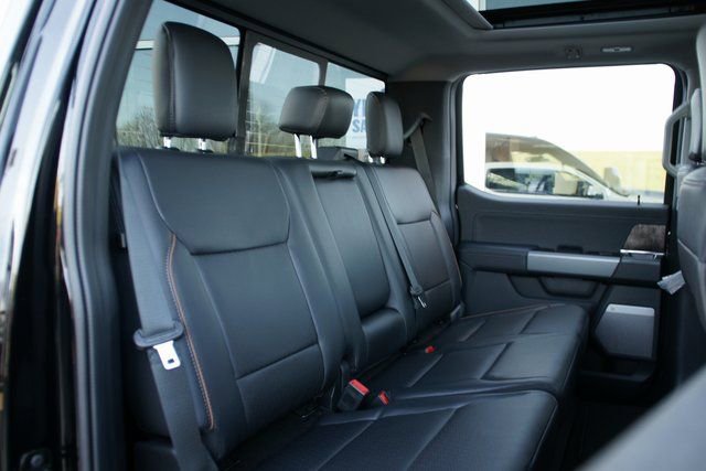 New 2026 Ford F250 Lariat w/ Lariat Ultimate Package image 39
