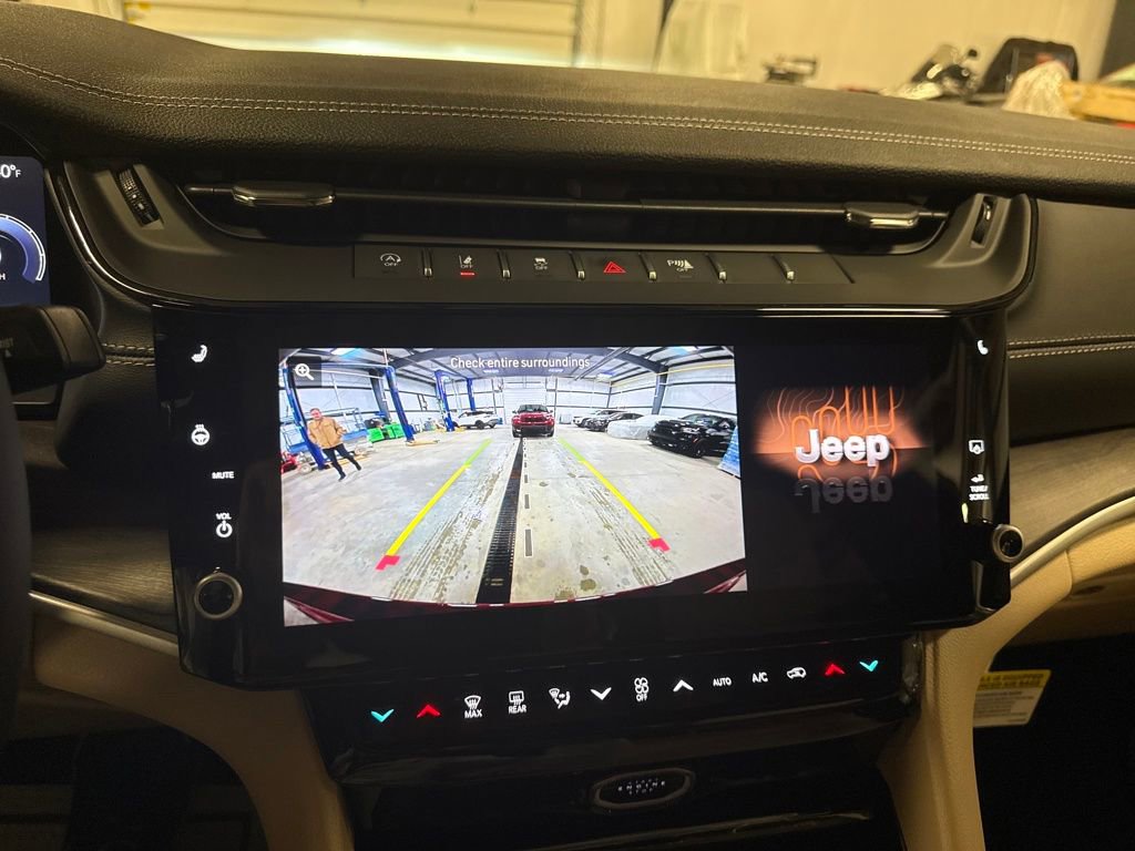 New 2026 Jeep Grand Cherokee Limited image 20