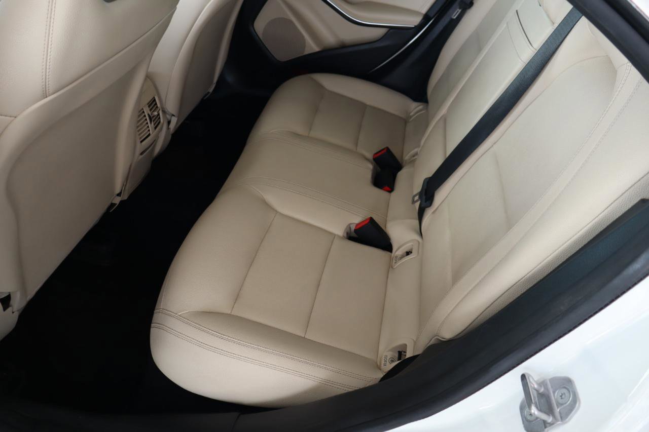 Used 2018 Mercedes-Benz CLA 250 image 29