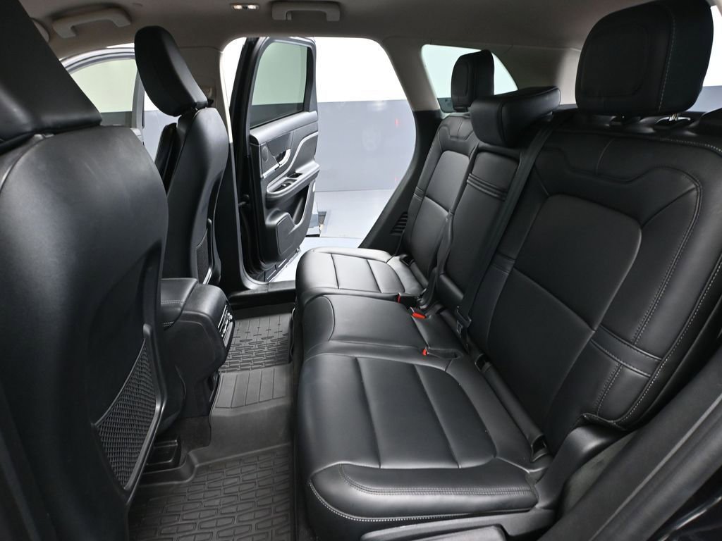 Used 2024 Lincoln Corsair Premiere image 38