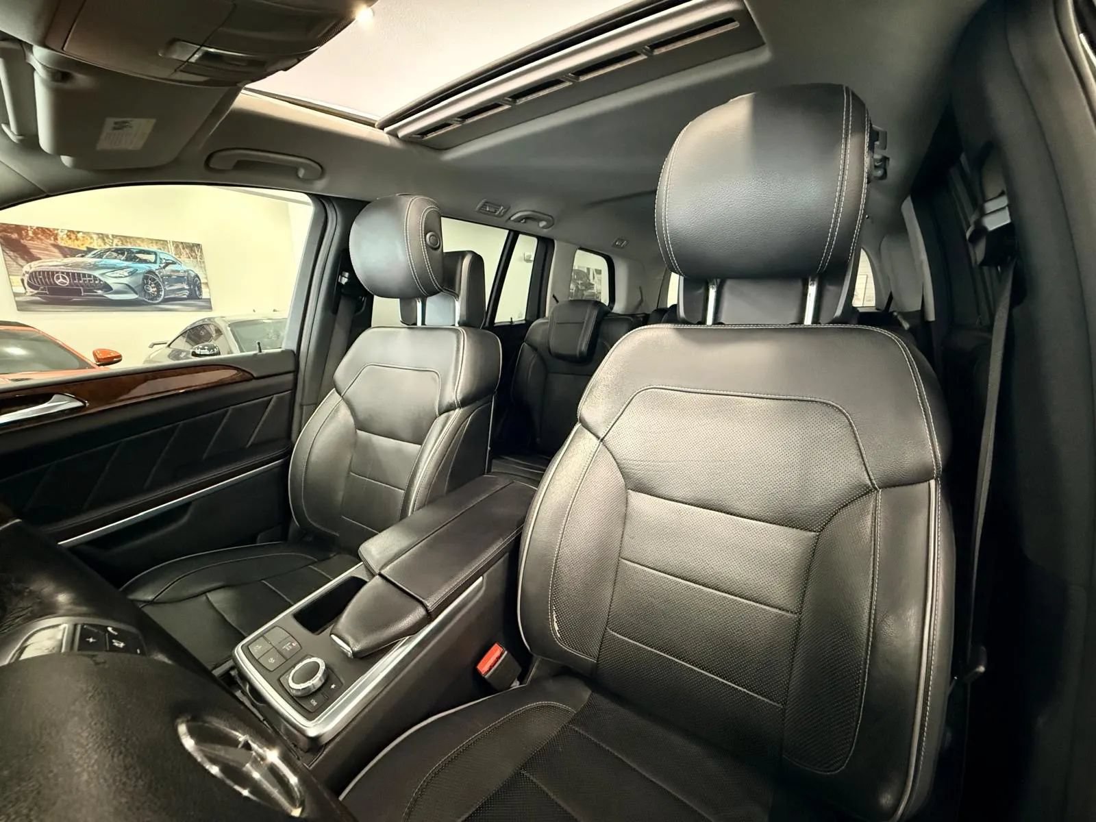 Used 2013 Mercedes-Benz GL 550 4MATIC image 19