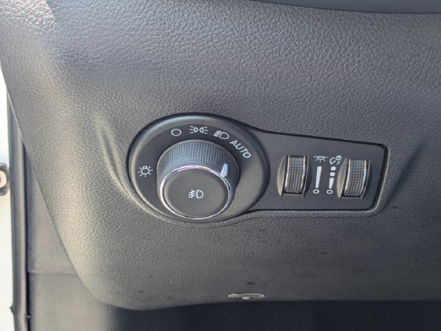 Used 2024 Jeep Compass Limited AWD/4WD image 21