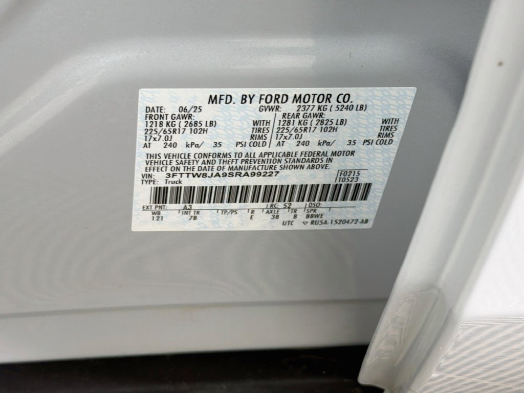 Used 2025 Ford Maverick XLT w/ Equipment Group 302A AWD/4WD image 30