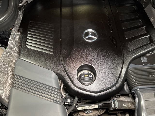 Used 2021 Mercedes-Benz GLS 450 4MATIC image 21