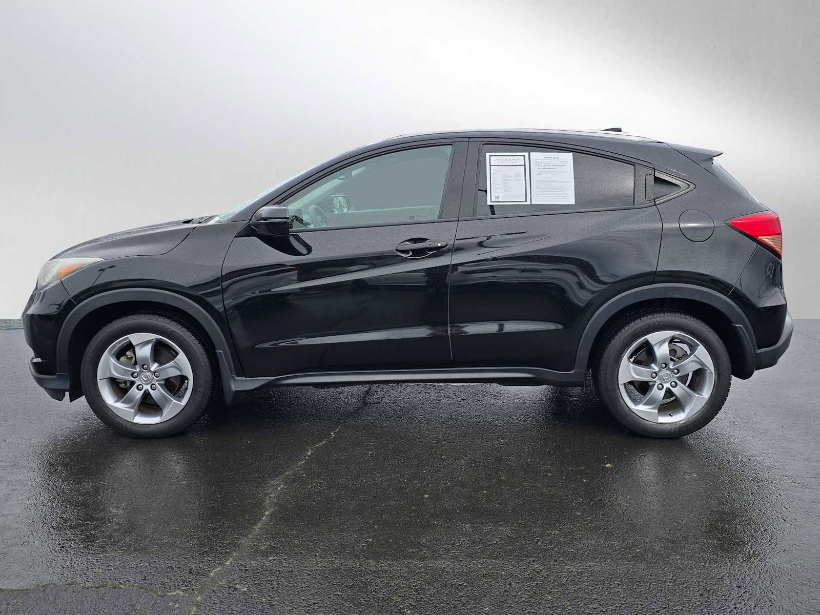 Used 2017 Honda HR-V EX-L image 12