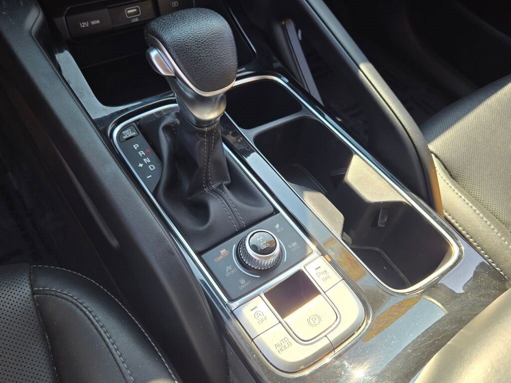 Used 2022 Kia Telluride LX image 25