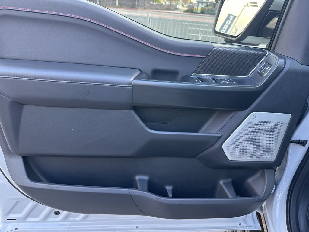 Used 2025 Ford F150 Raptor AWD/4WD image 19