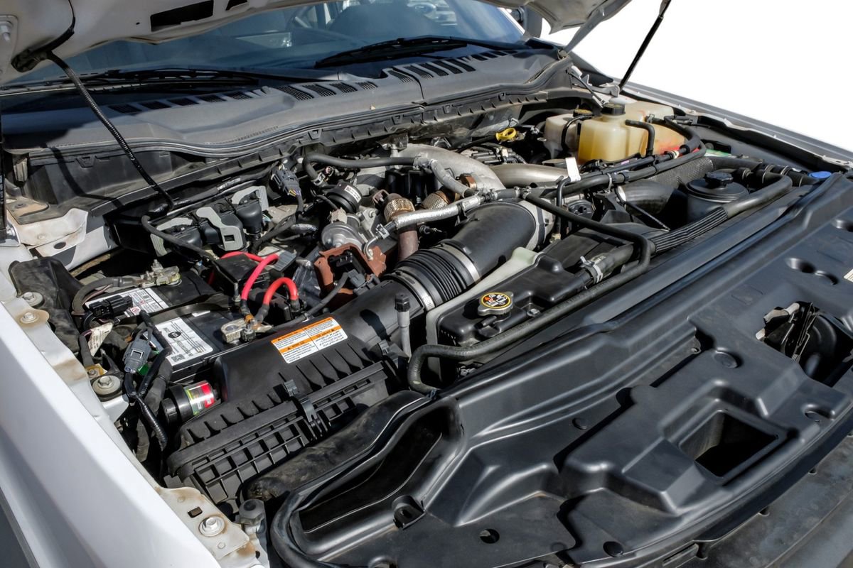 Used 2021 Ford F550 4x4 Crew Cab Super Duty w/ Power Equipment Group image 53