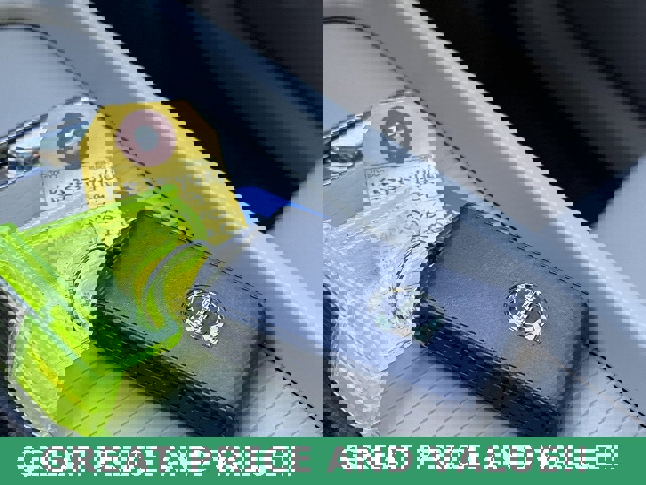 Used 2019 Volvo XC60 T5 Momentum image 39