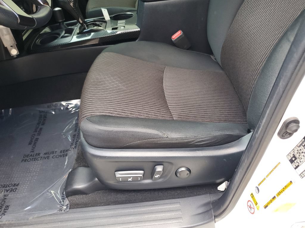 Used 2019 Toyota 4Runner TRD Off-Road AWD/4WD image 22