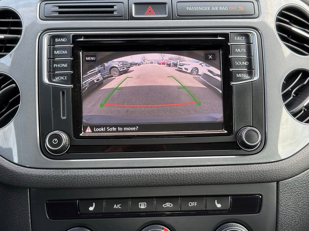 Used 2017 Volkswagen Tiguan S FWD image 27