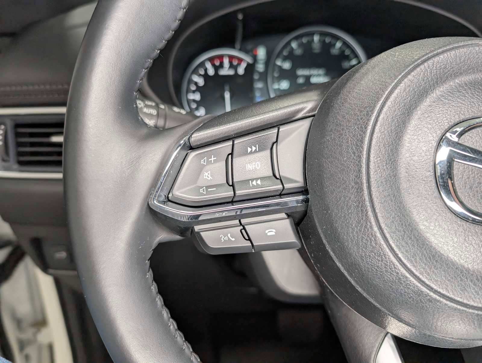 Certified 2024 MAZDA CX-5 Carbon Edition image 35