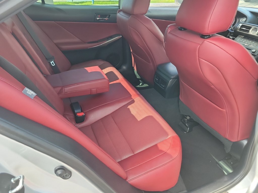 Used 2016 Lexus IS 200t RWD image 20