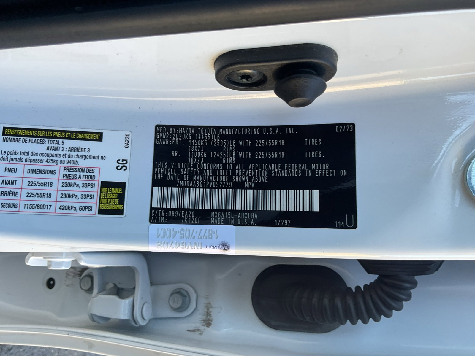 Used 2023 Toyota Corolla Cross XLE w/ Convenience Package image 22