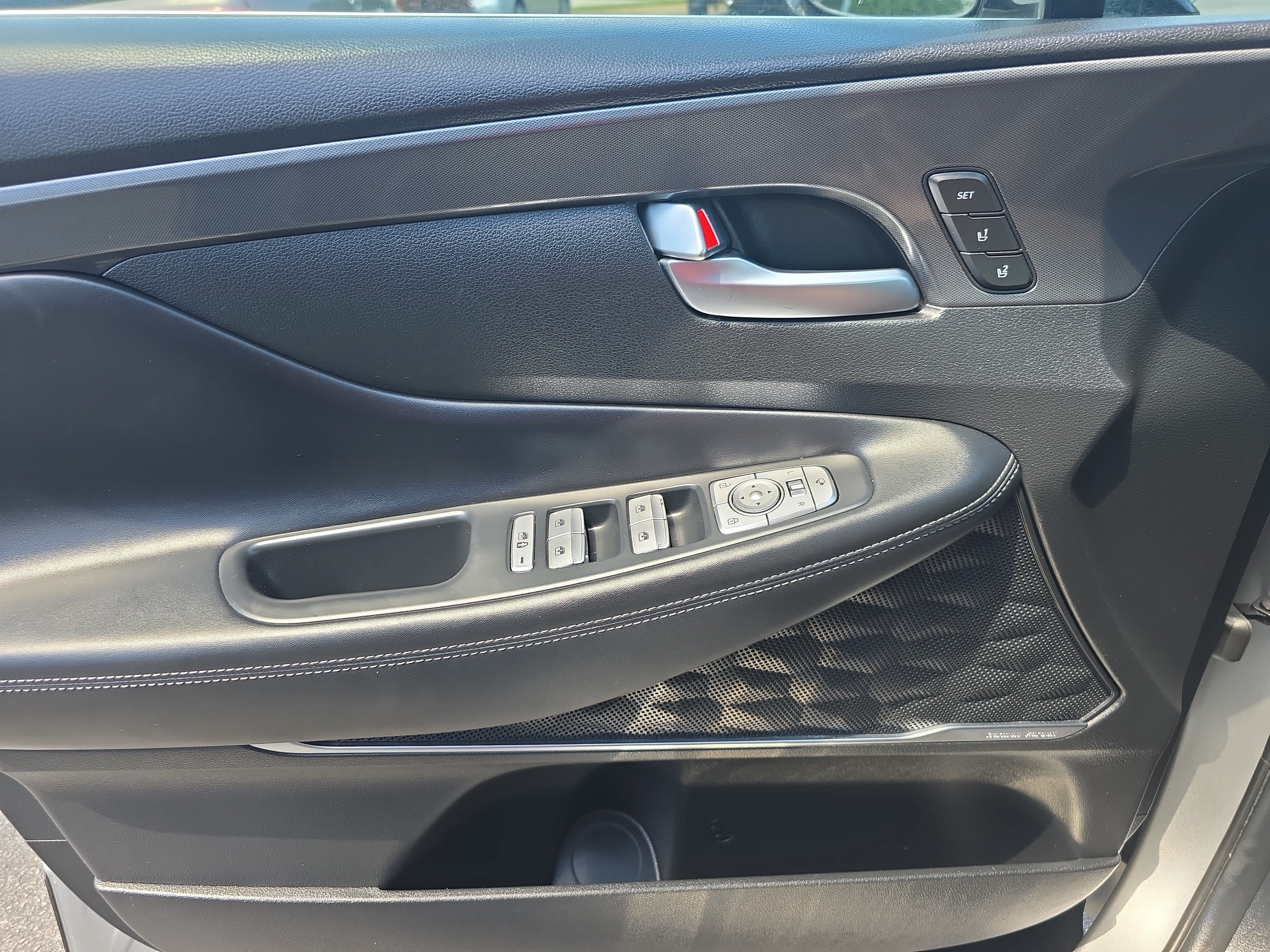 Used 2023 Hyundai Santa Fe Calligraphy FWD image 28