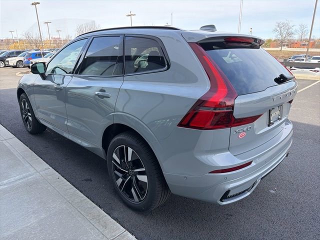 New 2026 Volvo XC60 B5 Plus w/ Climate Package AWD/4WD image 5