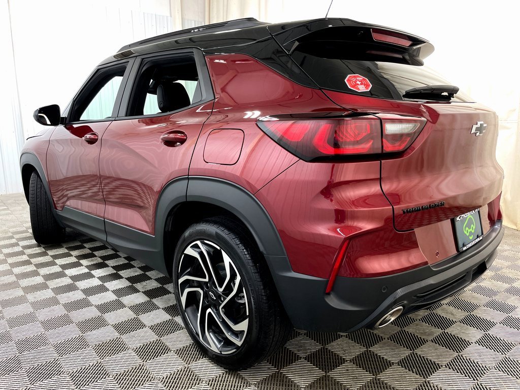 Certified 2024 Chevrolet TrailBlazer RS w/ Driver Confidence Package image 44