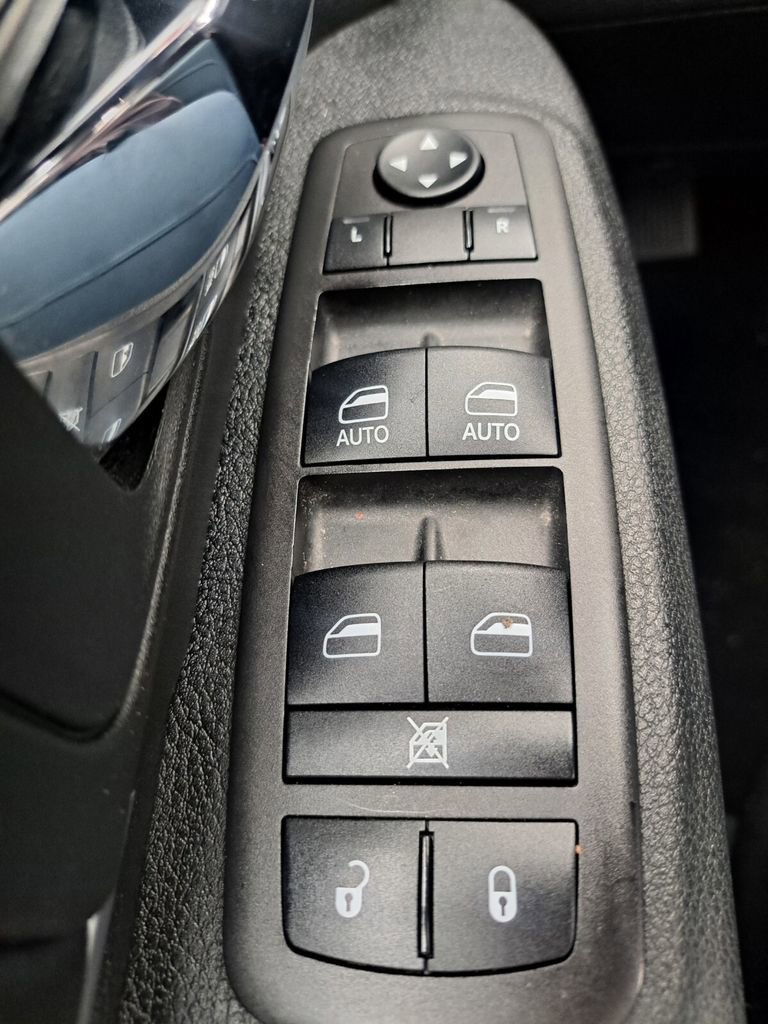 Used 2024 RAM 1500 Classic Warlock image 17