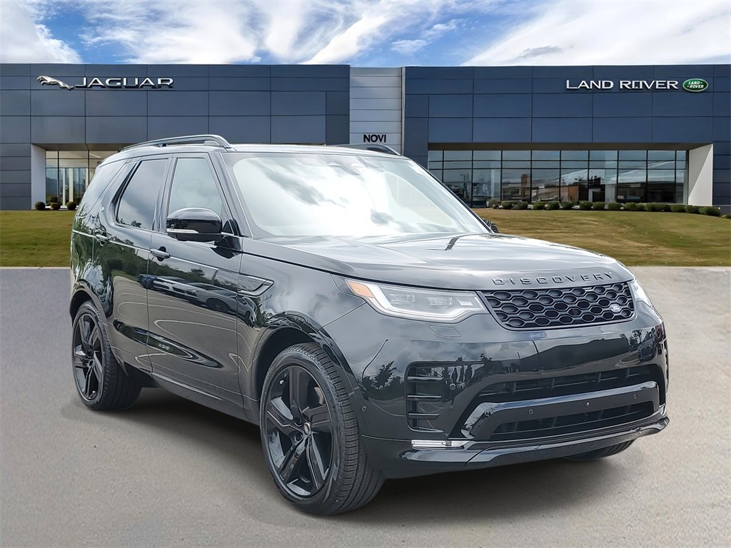 New 2025 Land Rover Discovery Dynamic SE image 4
