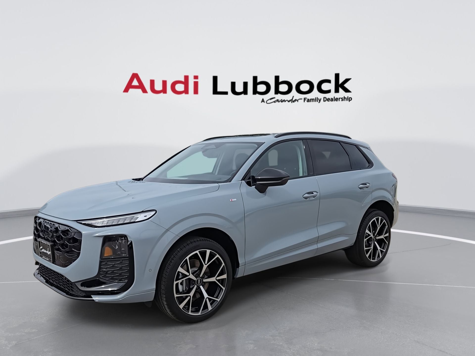 New 2026 Audi Q3 quattro 2.0T AWD/4WD image 4