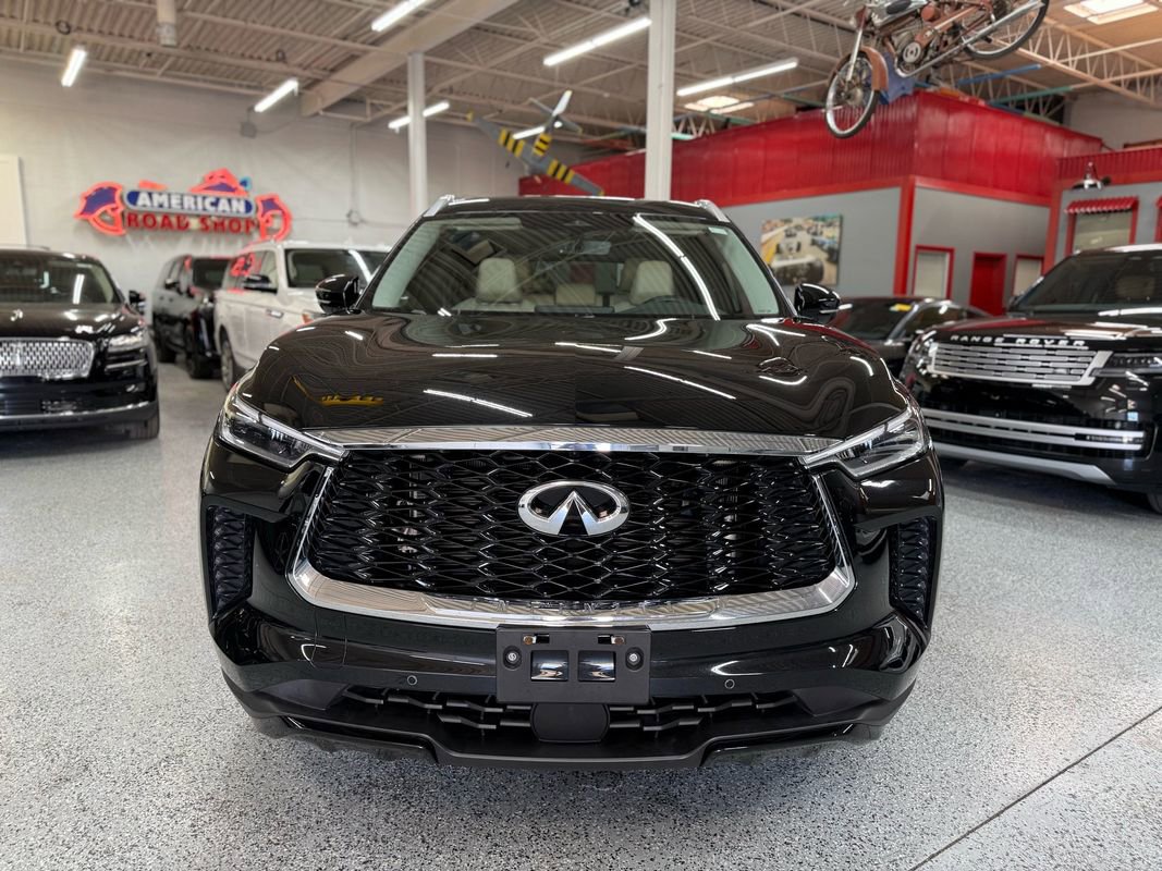 Used 2023 INFINITI QX60 Luxe AWD/4WD image 8