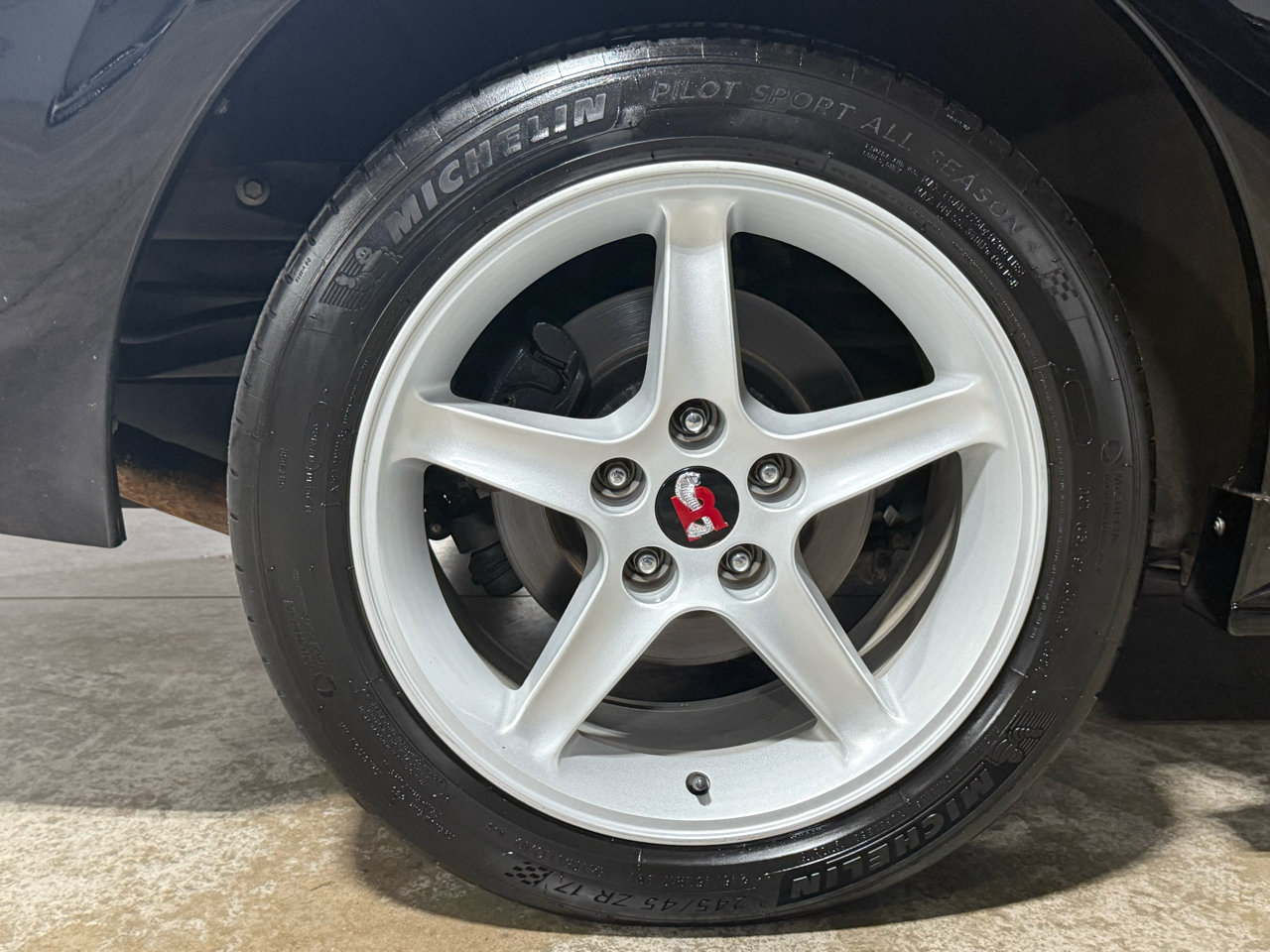 Used 2001 Ford Mustang Cobra image 32