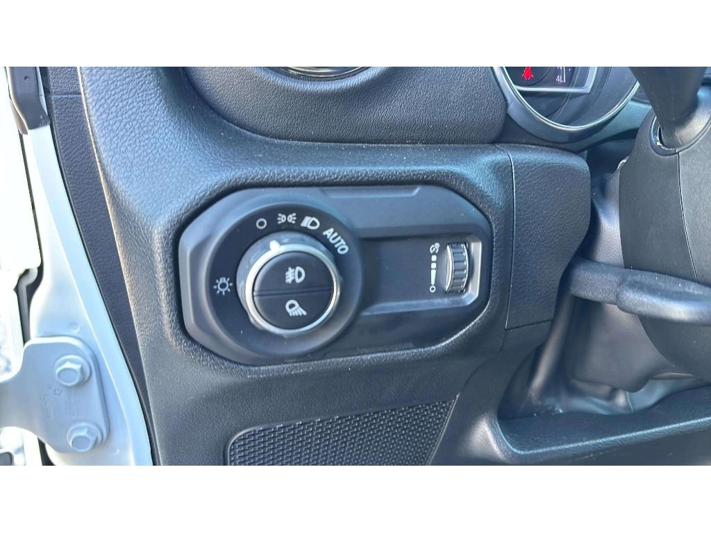 Used 2023 Jeep Gladiator Overland image 20