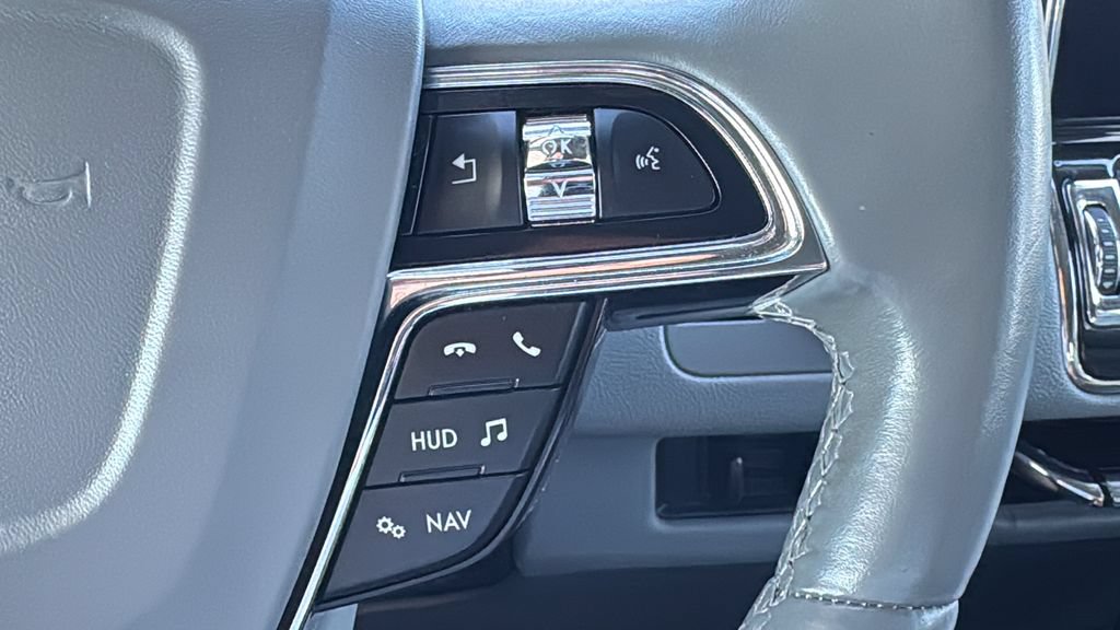 Used 2021 Lincoln Navigator L Reserve w/ Luxury Package AWD/4WD image 14