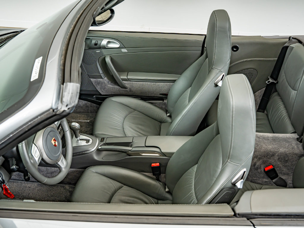Used 2006 Porsche 911 Carrera S RWD image 27