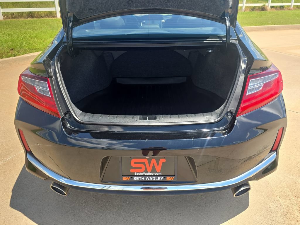 Used 2017 Honda Accord EX-L image 12