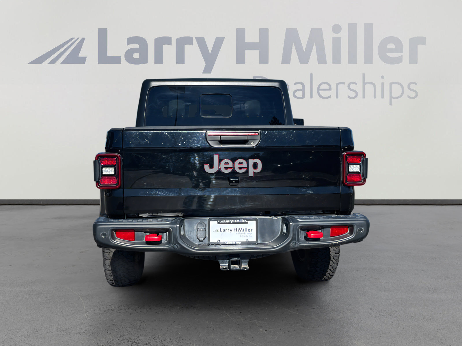 Used 2021 Jeep Gladiator Rubicon w/ Cold Weather Group image 4