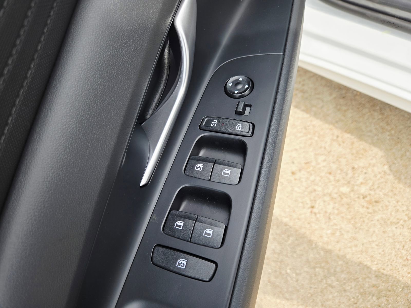 New 2026 Hyundai Elantra Blue FWD image 19