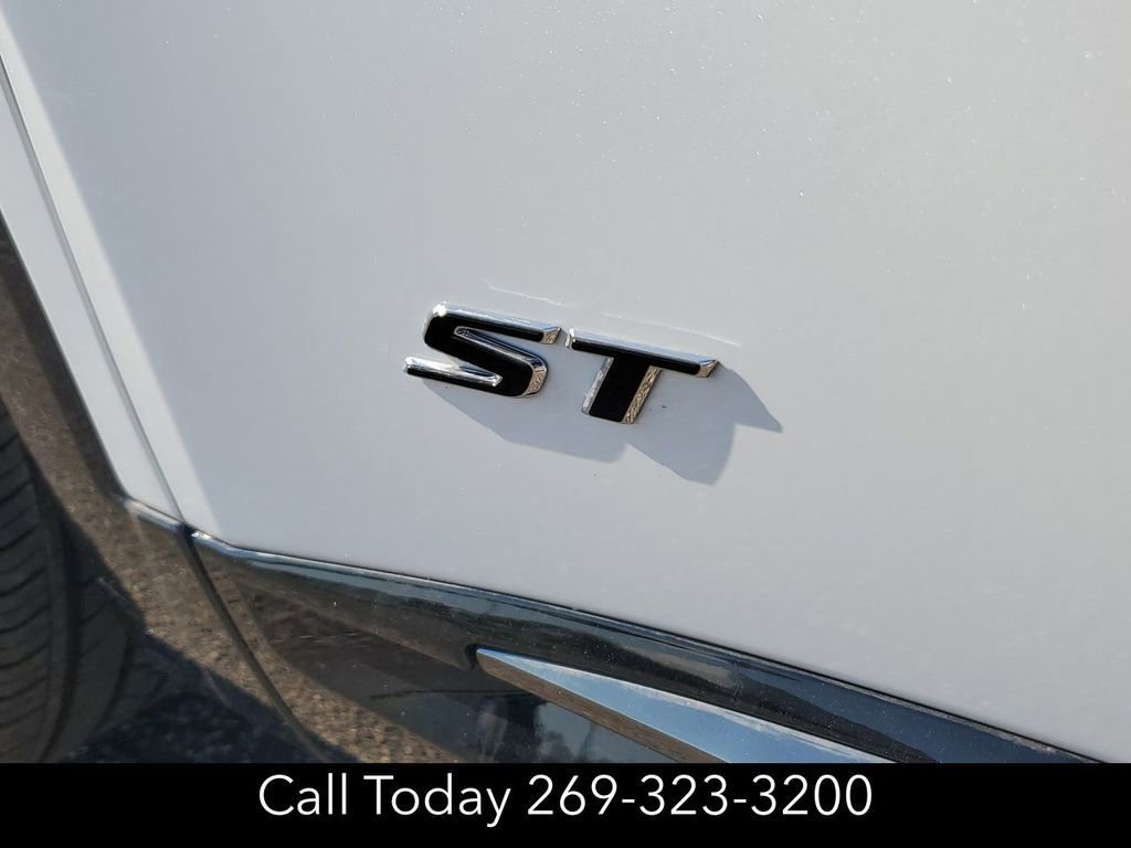 New 2025 Buick Envision Sport Touring image 35