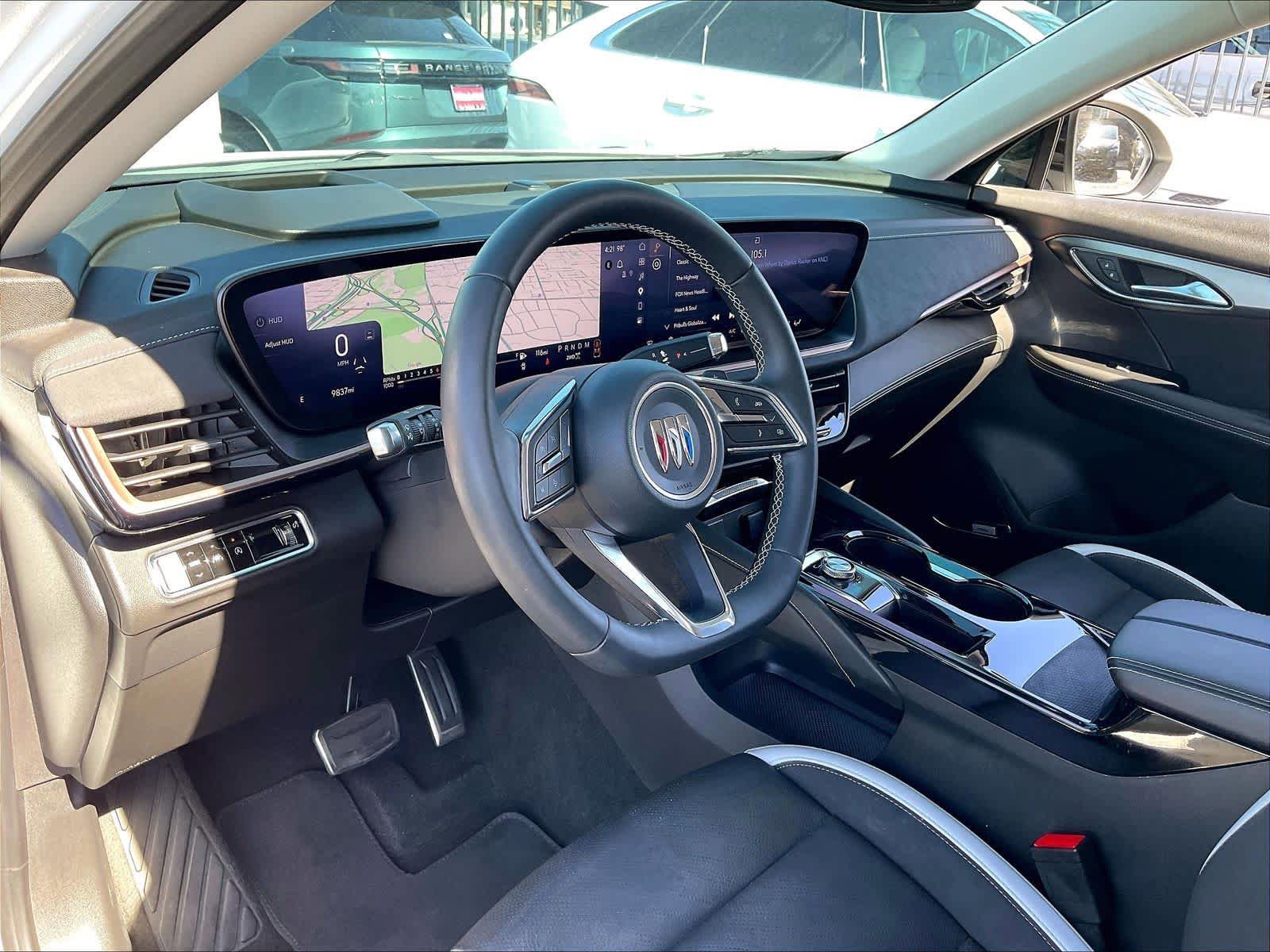 Used 2025 Buick Envision Sport Touring AWD/4WD image 17