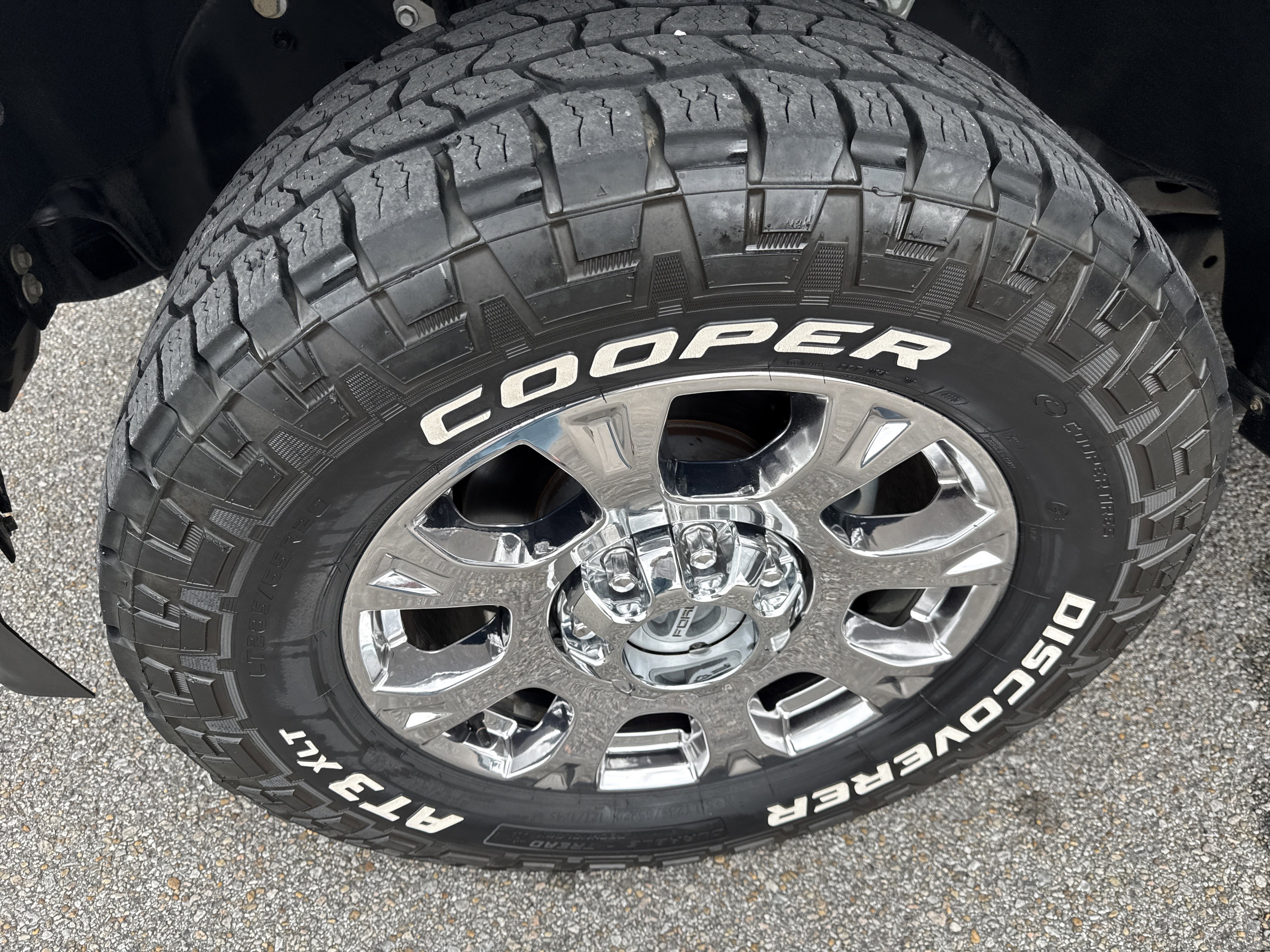 Used 2020 Ford F250 Lariat w/ Lariat Ultimate Package AWD/4WD image 18