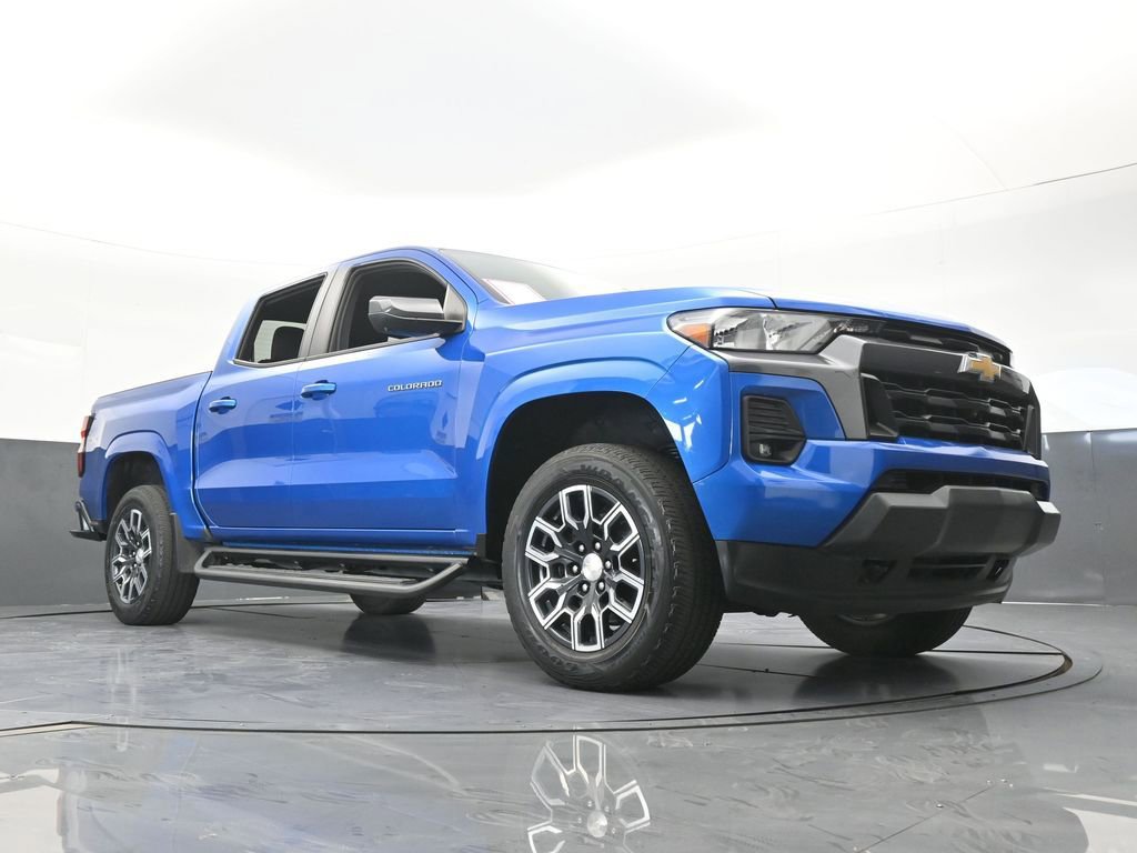Used 2023 Chevrolet Colorado LT w/ LT Convenience Package II AWD/4WD image 71