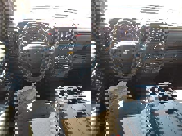 Used 2024 Chevrolet Silverado 2500 Custom w/ Custom Value Package AWD/4WD image 17