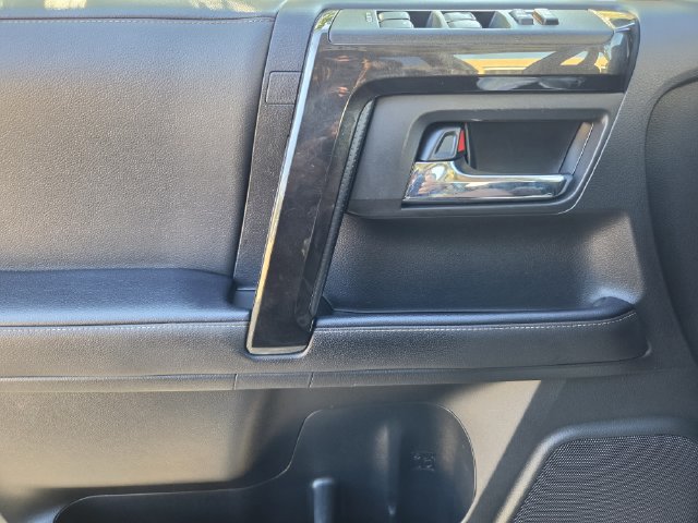 Used 2023 Toyota 4Runner 40th Anniversary SE AWD/4WD image 19