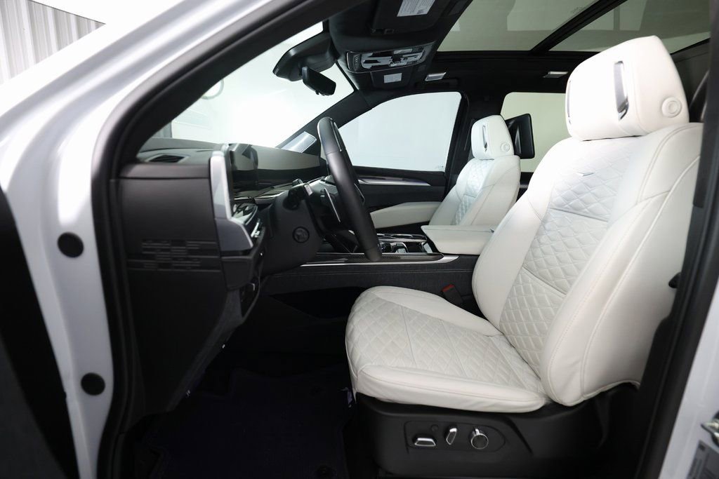 Used 2026 Cadillac Escalade V image 19