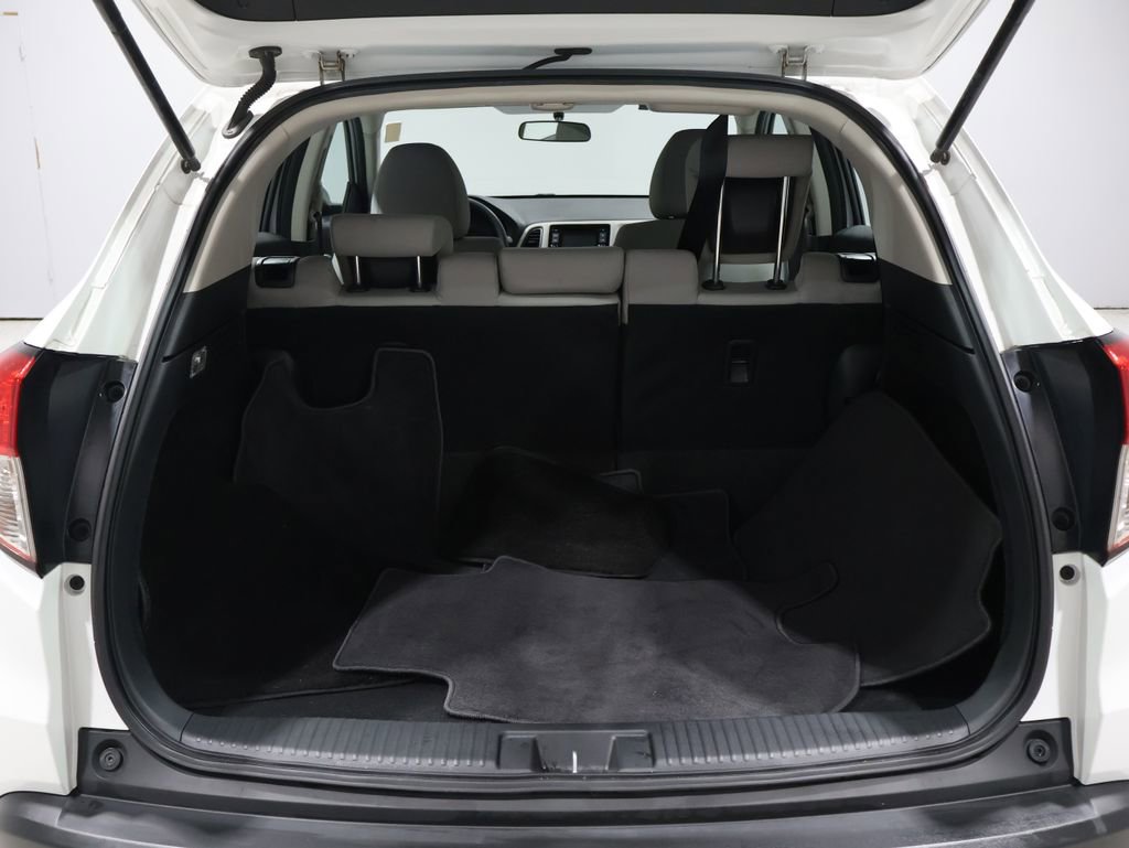 Used 2022 Honda HR-V LX image 4