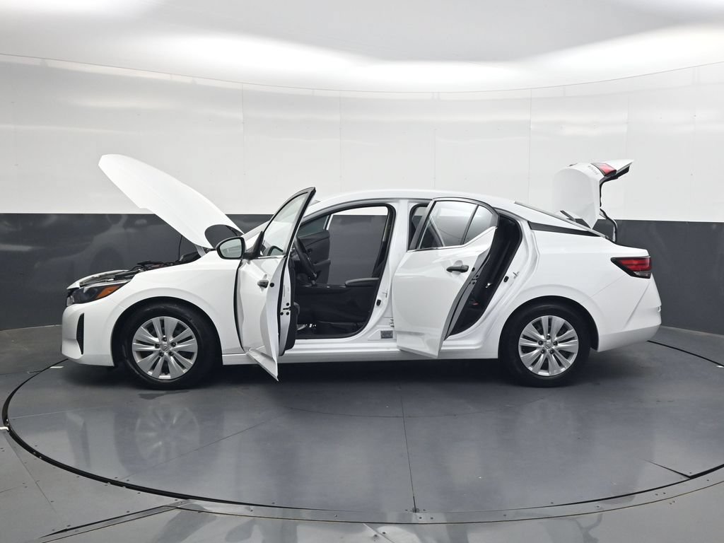 Used 2025 Nissan Sentra S FWD image 38