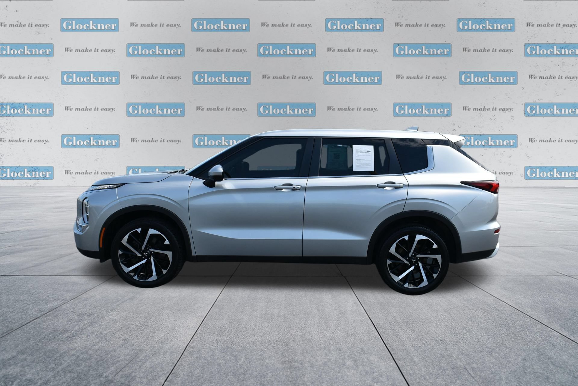 Used 2023 Mitsubishi Outlander SE AWD/4WD image 10