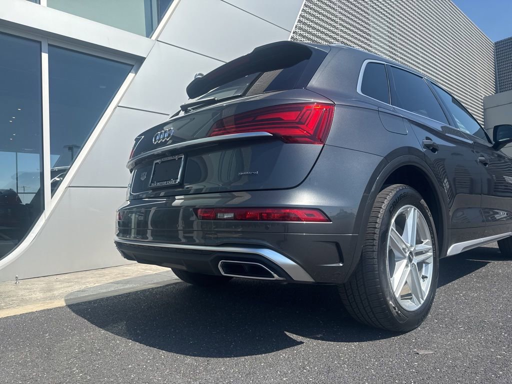 Certified 2023 Audi Q5 e Premium Plus w/ Premium Plus Package AWD/4WD image 4