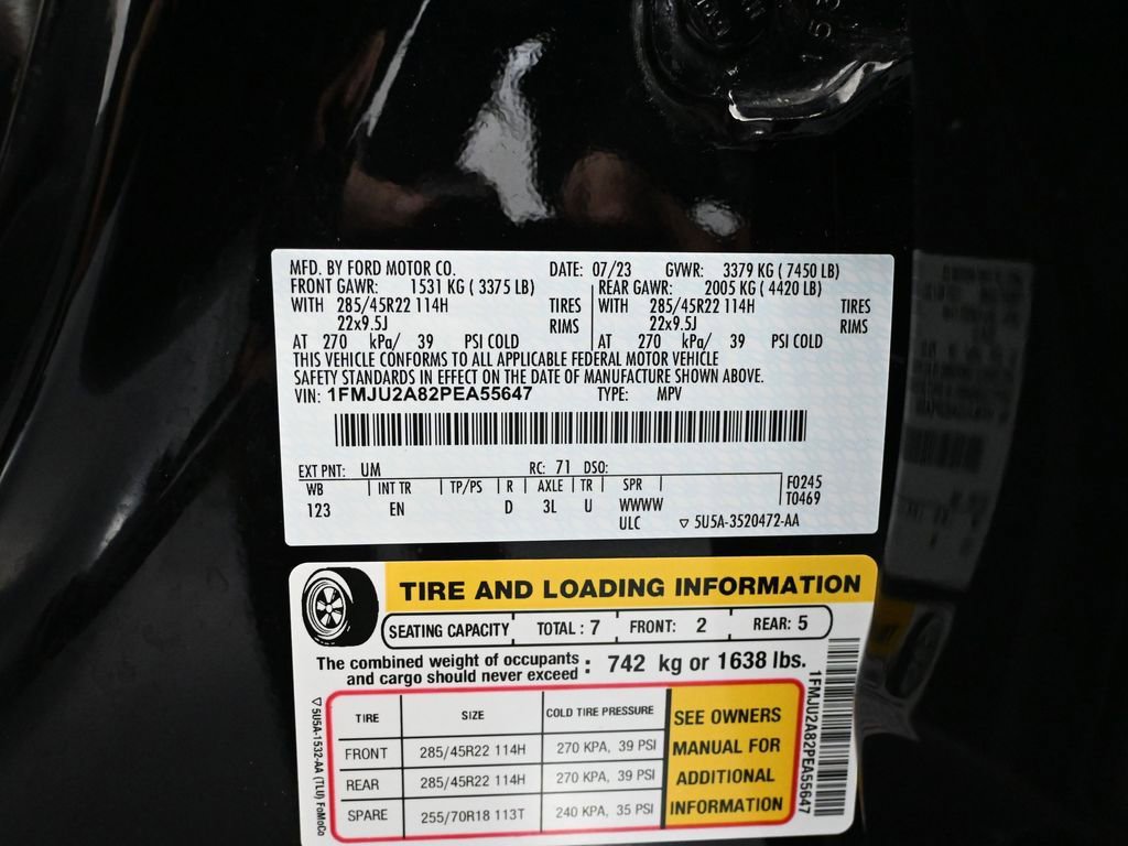 Used 2023 Ford Expedition Limited image 61