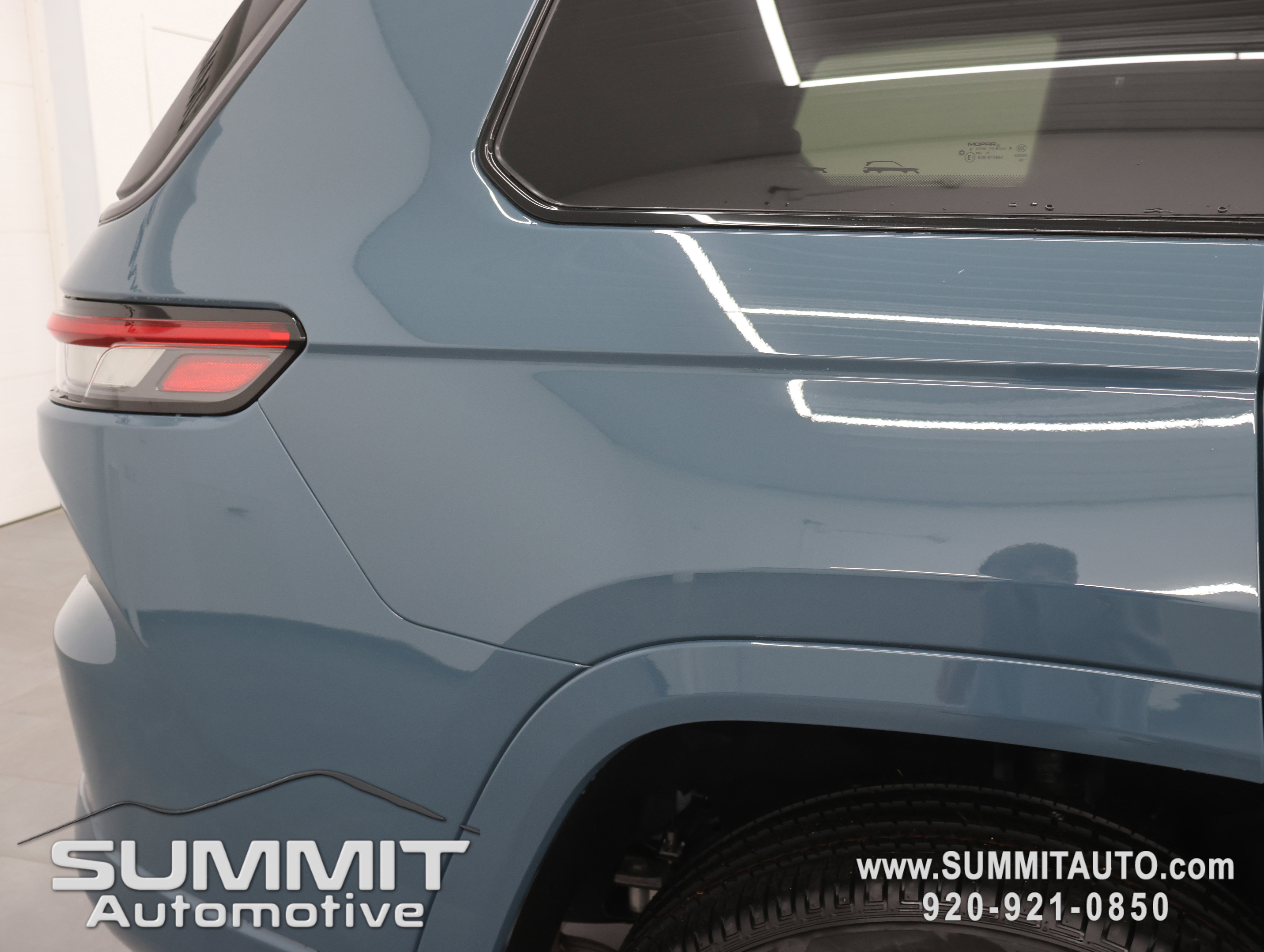 New 2026 Jeep Grand Cherokee L Limited AWD/4WD image 30
