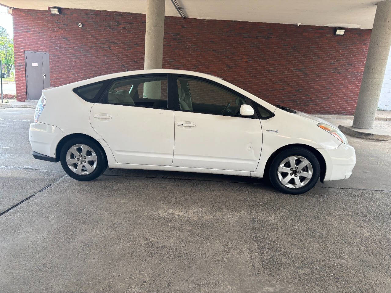 Used 2006 Toyota Prius FWD image 4