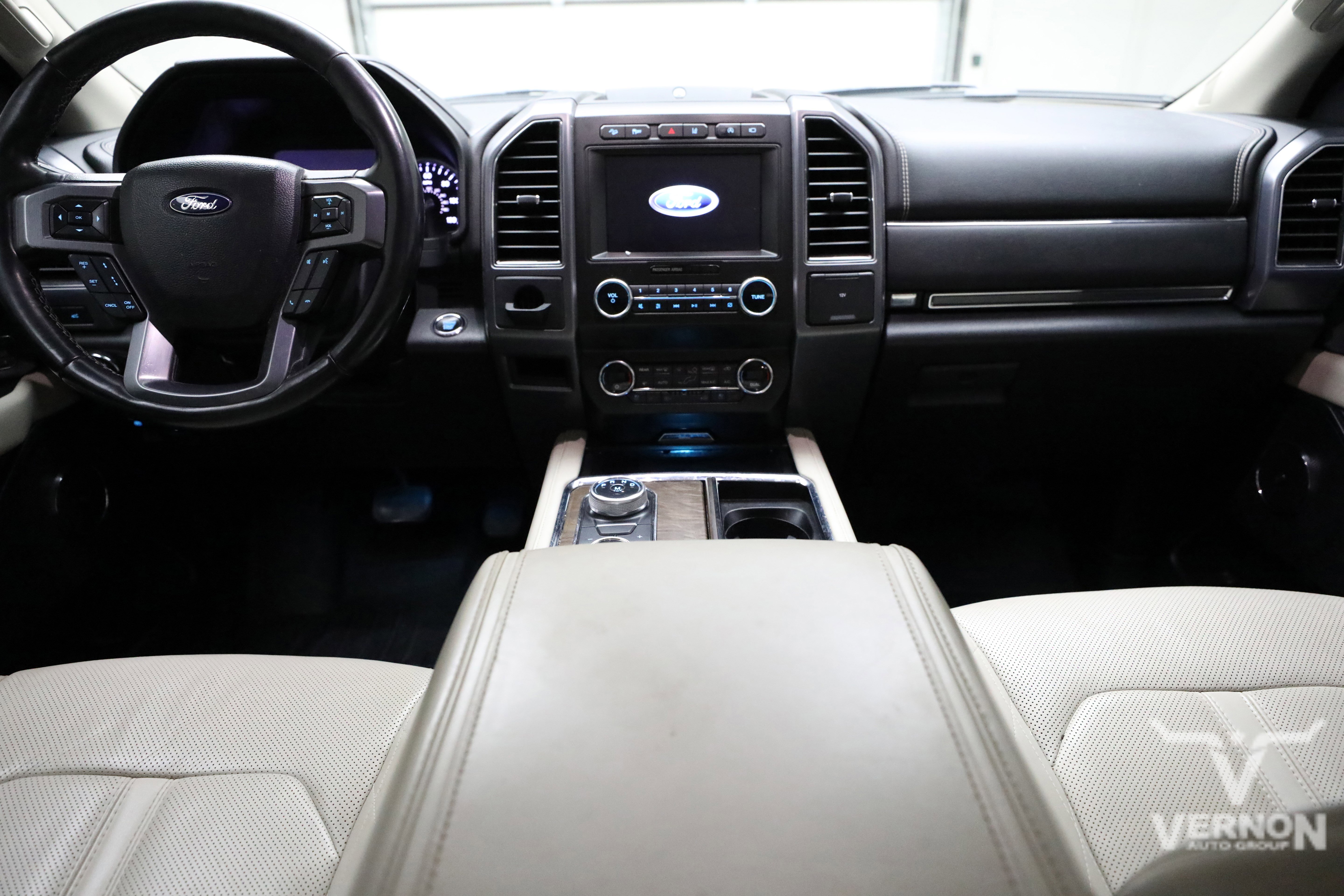 Used 2019 Ford Expedition Platinum image 13
