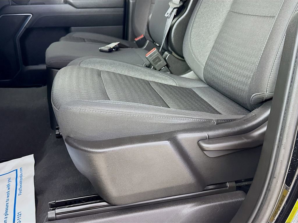 Used 2023 Chevrolet Silverado 1500 LT RWD image 24