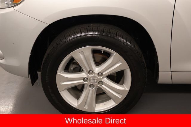 Used 2010 Toyota Highlander Limited AWD/4WD image 7