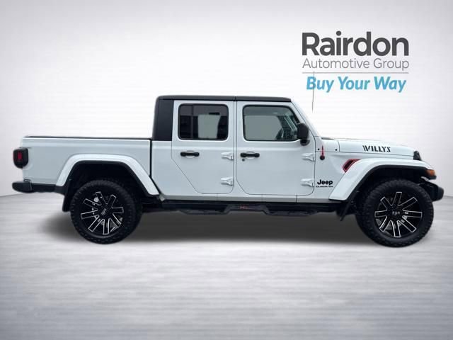 Used 2021 Jeep Gladiator Willys image 9